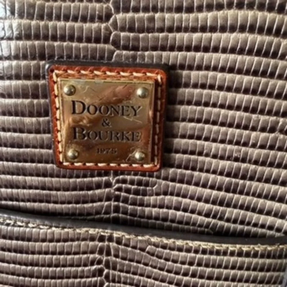 Dooney & Bourke Gray Lizard Embossed Tote Shoulder Bag Matching Wallet Set - Picture 3 of 16
